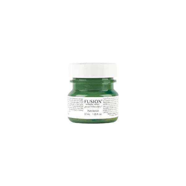Fusion Mineral Paint Parkbank Möbelfarbe matt grün