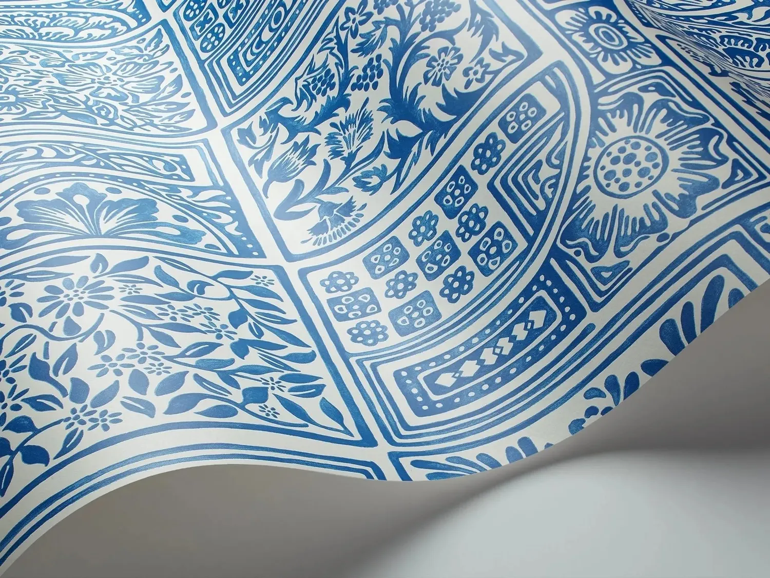 Cole & Son Bellini Tapete Kachel floral