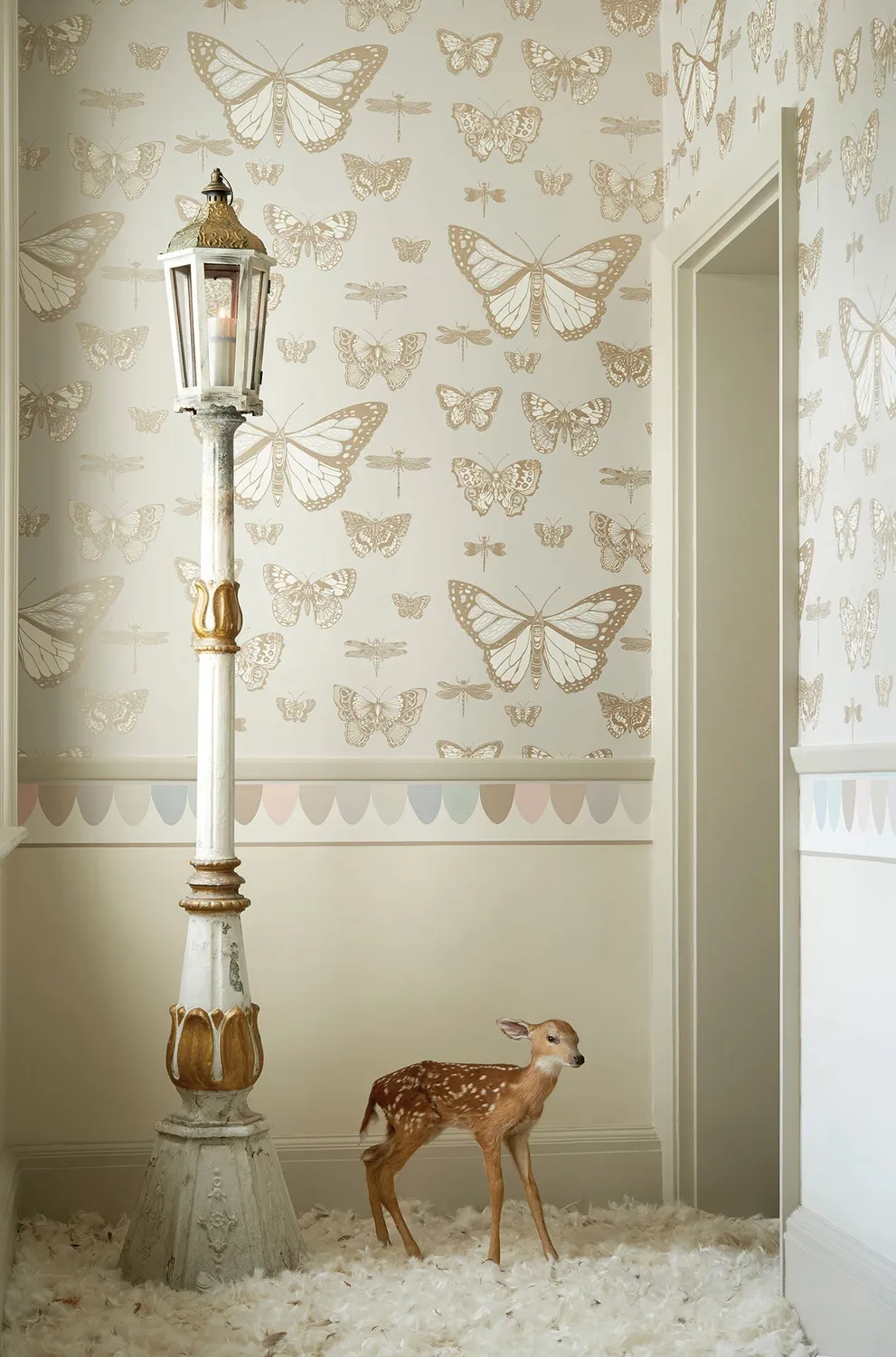 Cole & Son Scaramouche Bordüre Tapetenmuster Wimpel
