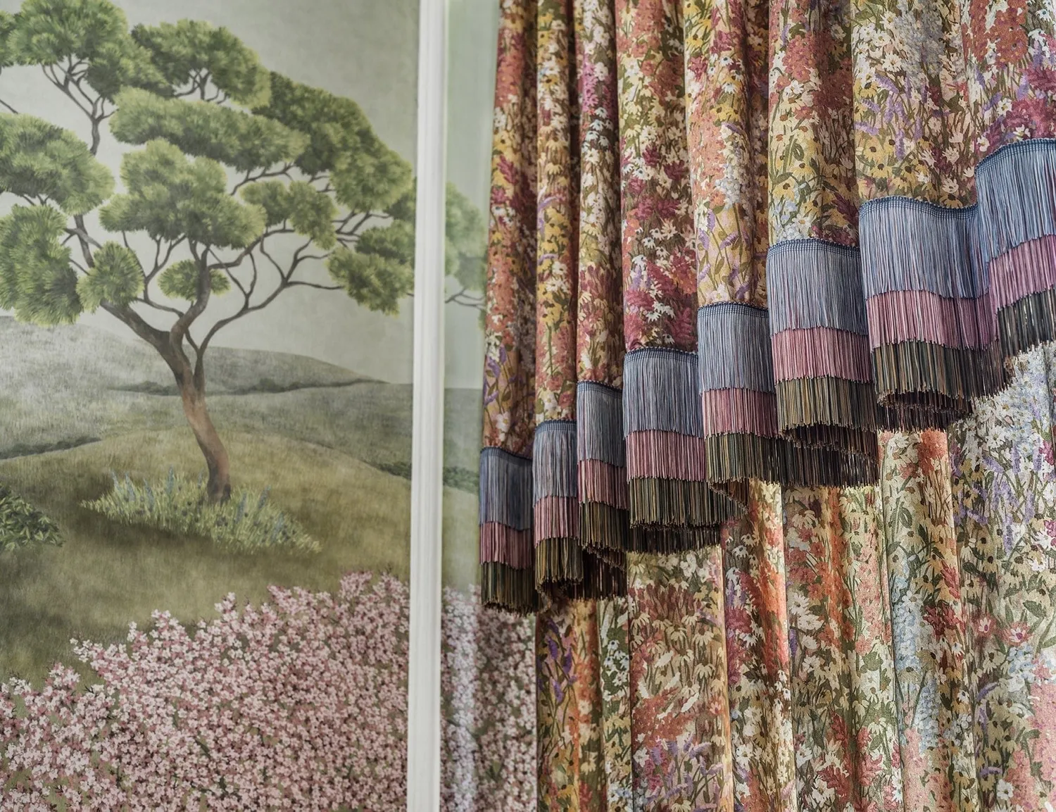 Cole & Son Gardens Grande Fleur Stoffmuster floral