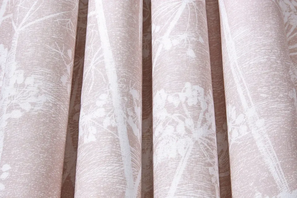 Cole & Son Cow Parsley Stoffmuster floral