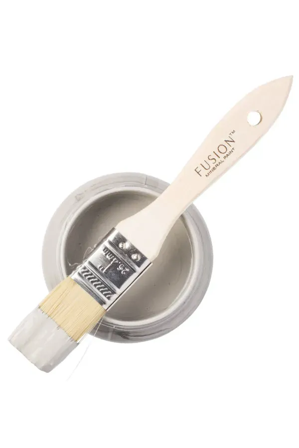 Fusion Mineral Paint Little Lamb Möbelfarbe Grau matt