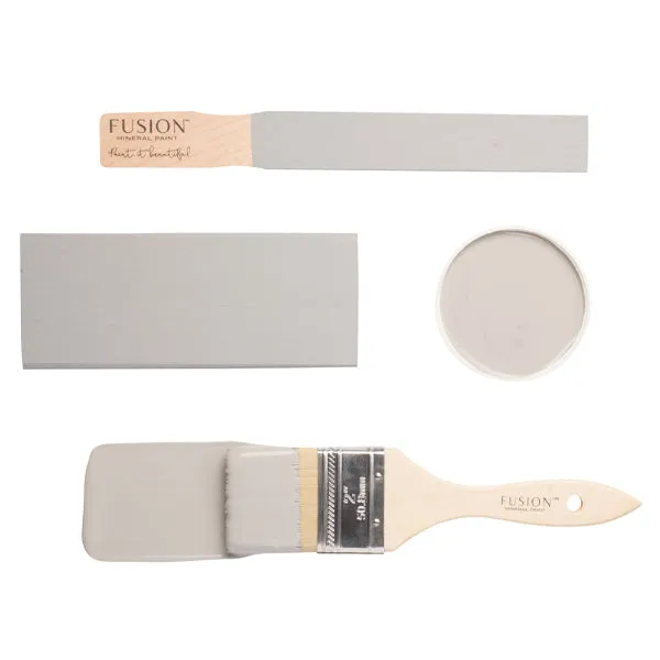 Fusion Mineral Paint Little Lamb Möbelfarbe Grau matt