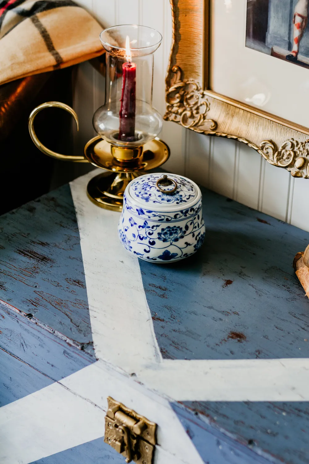 Homestead House Rideau Blue Milchfarbe Mittelblau