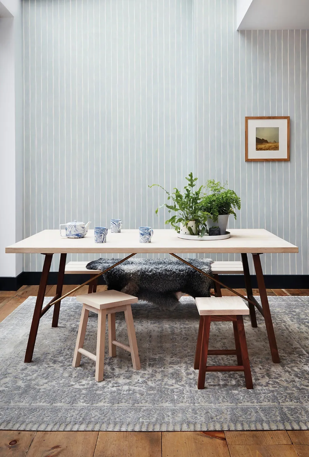 Cole & Son Marquee Stripe Tapete Pinselstreifen