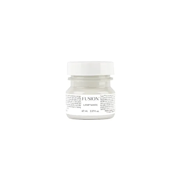 Fusion Mineral Paint Lampe Weiß Möbelfarbe