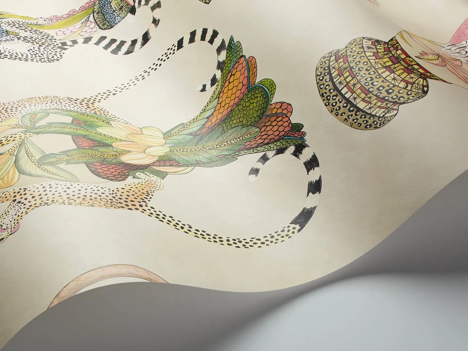 Cole & Son Khulu Vases Tapetenmuster Vasen Safari