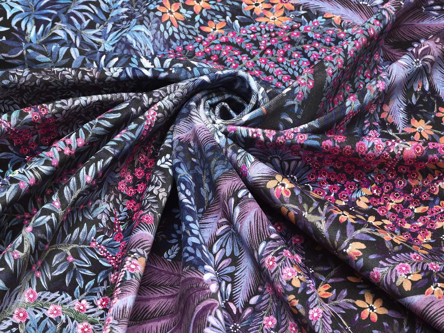 Cole&Son Cascade Velvet Tapete